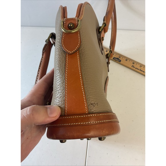 Dooney & Bourke Norfolk Satchel Crossbody Bag All Weather Leather Taupe Tan VTG - Picture 12 of 15